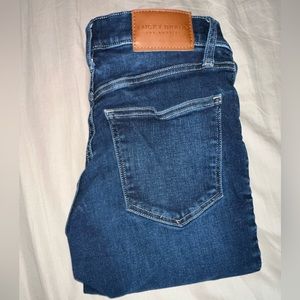 Lucky Brand Jeans Ava skinny jeans. Size 4